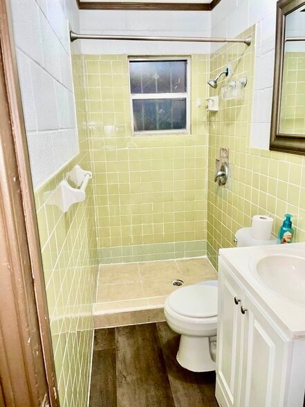 Bathroom - 704 S 25th St