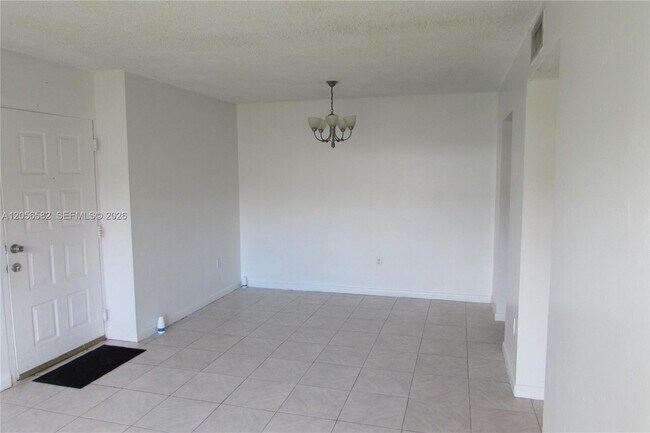 Building Photo - 7411 SW 152nd Ave