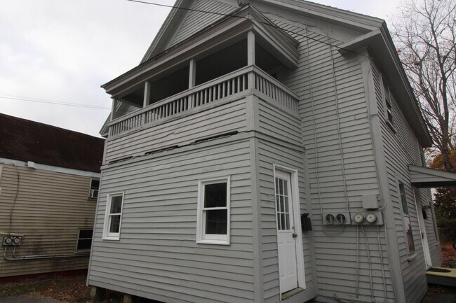 Building Photo - 6 Smith Ct