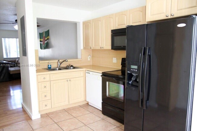 Building Photo - 7830 NW 6th St