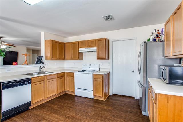 Building Photo - 5005 Village Stone Ct