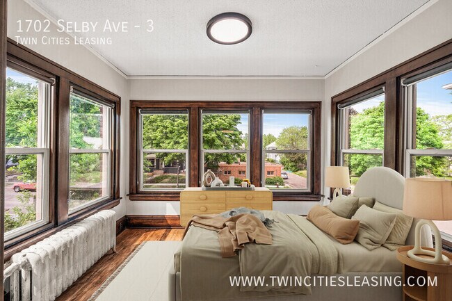 Building Photo - 1702 Selby Ave