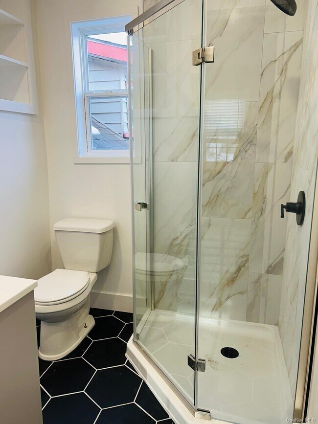 Building Photo - 67 Schneider Ave