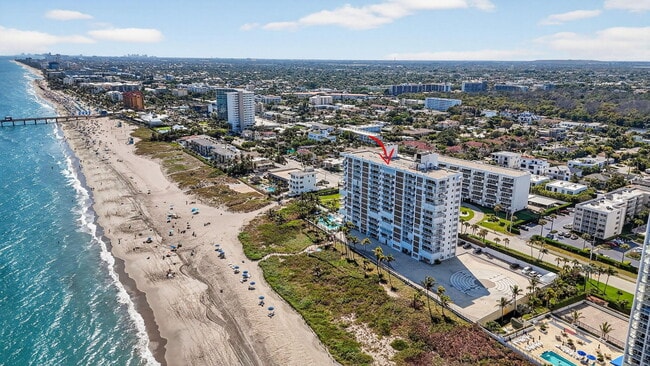 Building Photo - 3000 S Ocean Blvd