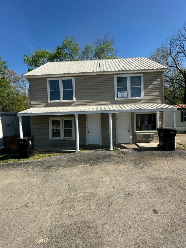 Building Photo - 841 Sevierville Rd