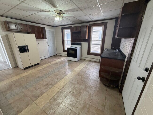 Building Photo - 124 State Fair Blvd