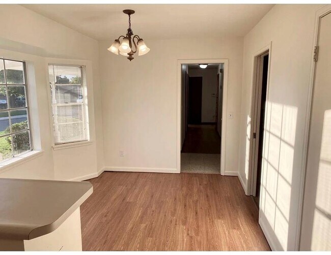 Building Photo - 2401 NW 43rd Cir