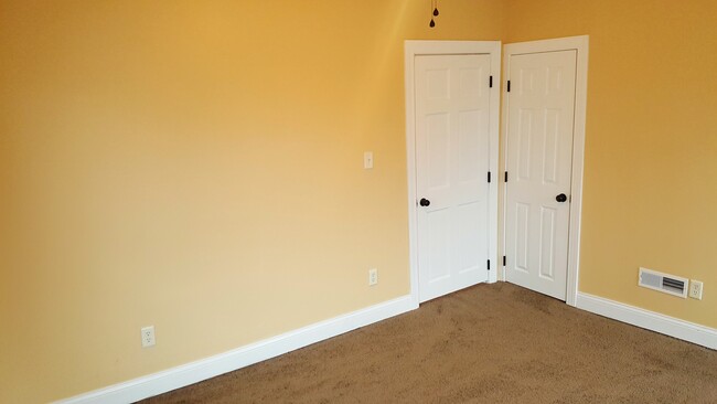 Upstairs Front Bedroom - 257 S Skidmore St