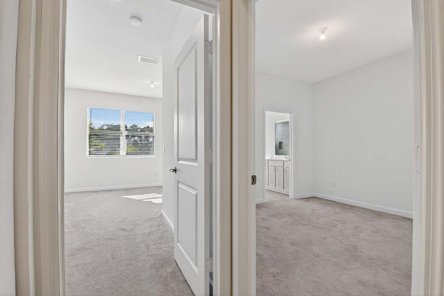 Building Photo - 4645 Meyerson Pl