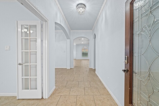 Building Photo - 5123 Shadow Breeze Ln