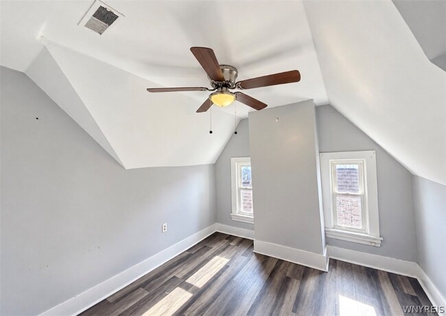 Building Photo - 339 Pennsylvania St