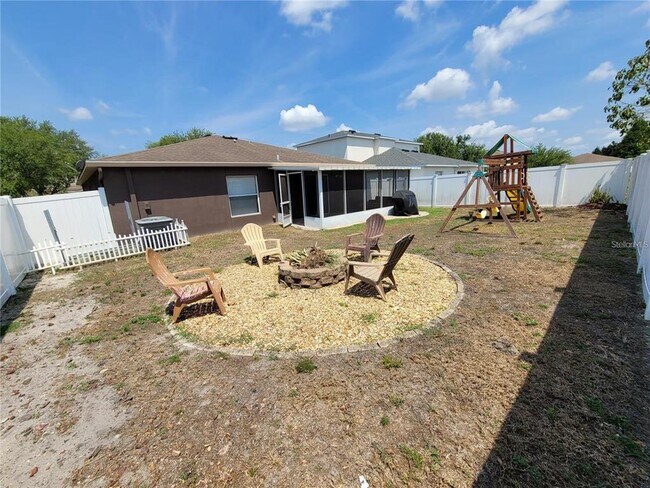 Building Photo - 5112 Dancing Bay Ln