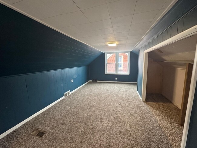 Building Photo - 16687 Collingham Dr