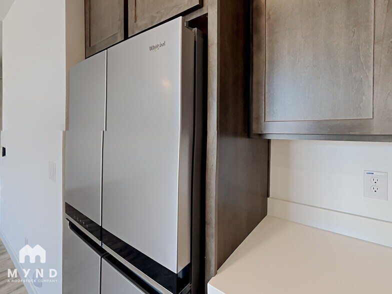 Building Photo - 13409 W Tether Trail