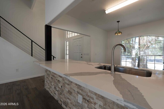 Building Photo - 3424 W Thude Dr