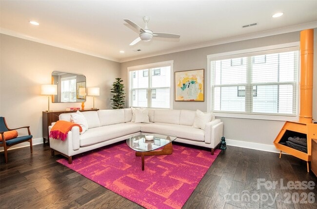 Building Photo - 1134 E 36th St