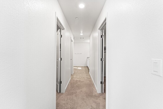 Building Photo - 3814 Fong Ranch Rd