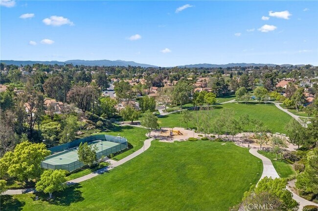 Building Photo - 43540 Corte Benisa