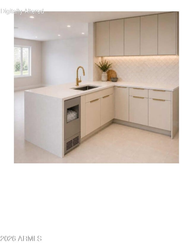 Building Photo - 6461 E Crested Saguaro Ln