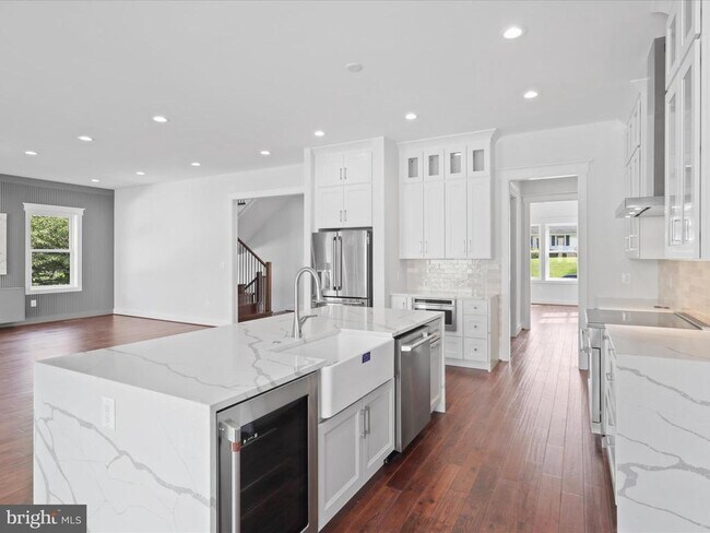 Building Photo - 1830 Cherri Dr