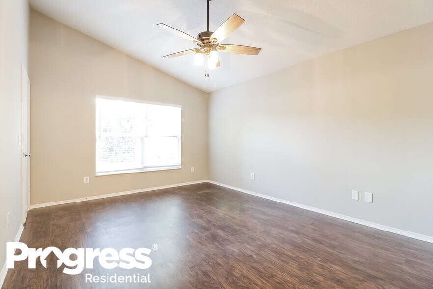 Building Photo - 2841 Talladega Dr