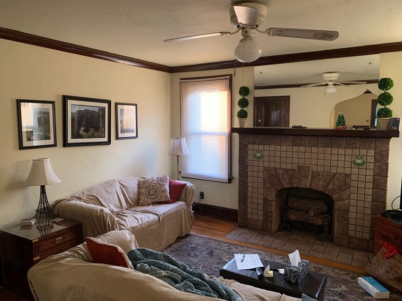 Building Photo - 1358 Herlin Pl