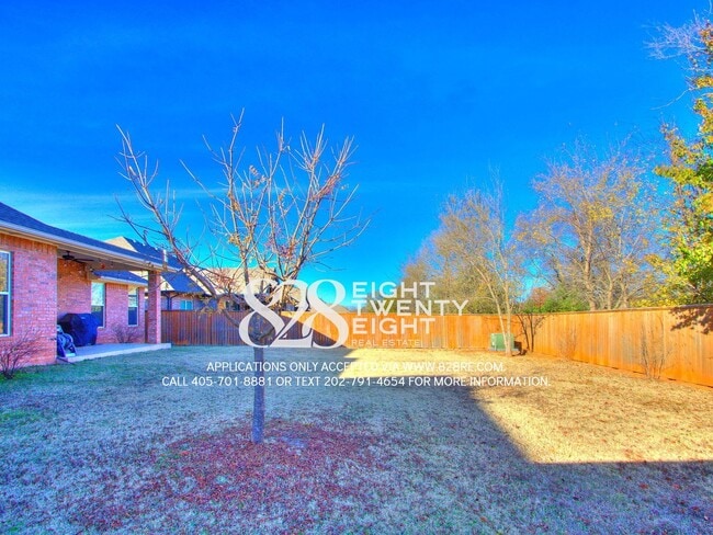 Building Photo - **COMING JANUARY 2ND!!!** STUNNINGLY BEAUTIFUL SPACIOUS 5 BED/3 BATH HOME IN ST JAMES PARK!