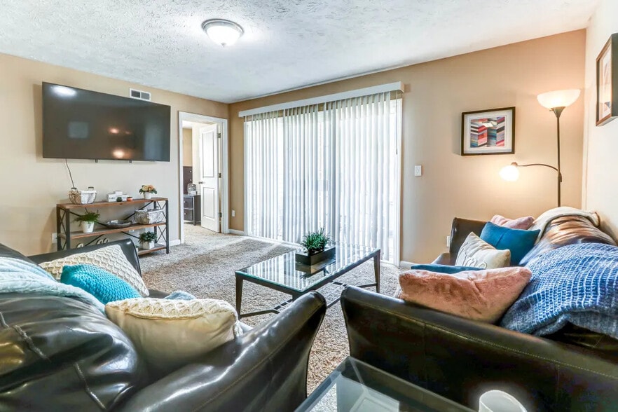 Building Photo - 900 on Park