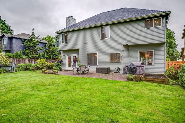 Building Photo - 8827 SW 90th Ave
