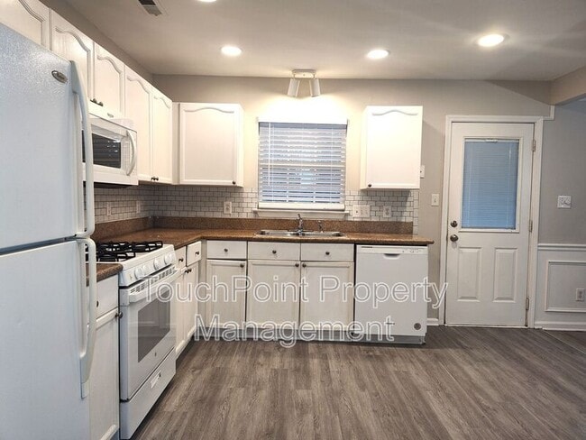 Building Photo - 14830 Cane Field Dr