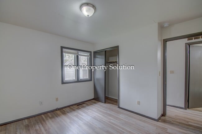 Building Photo - 1147 Logan St