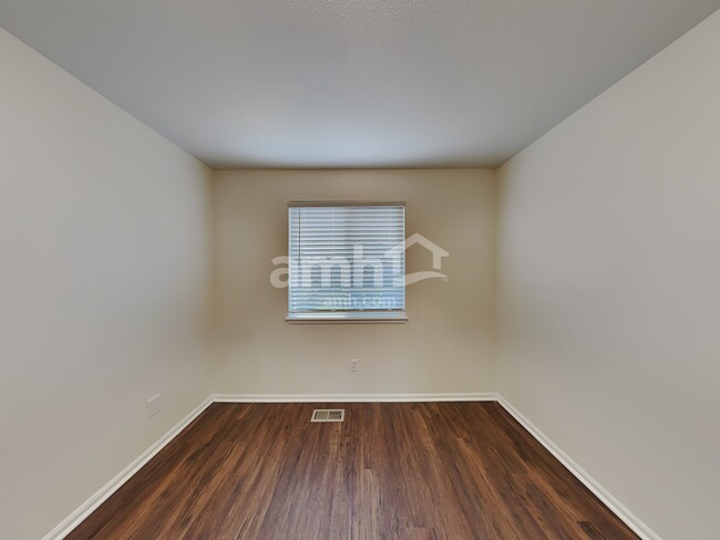Building Photo - 1866 Walton Dr