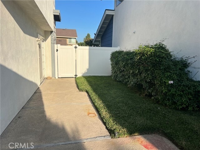 Building Photo - 30 Racing Wind