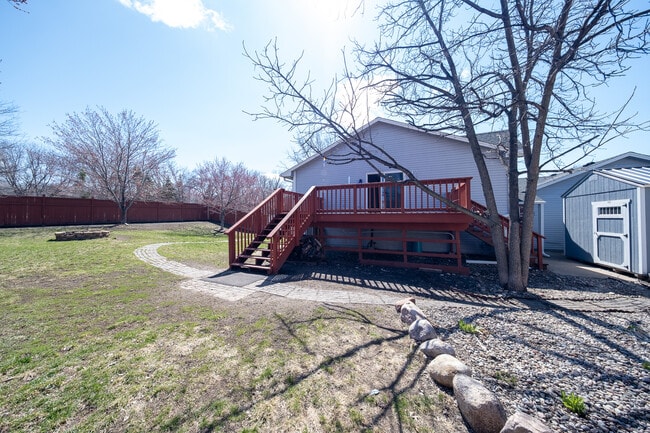 Building Photo - 1705 Slater Ln