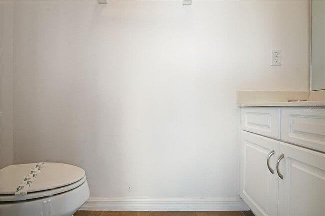 Building Photo - 2545 Rosemont Cir