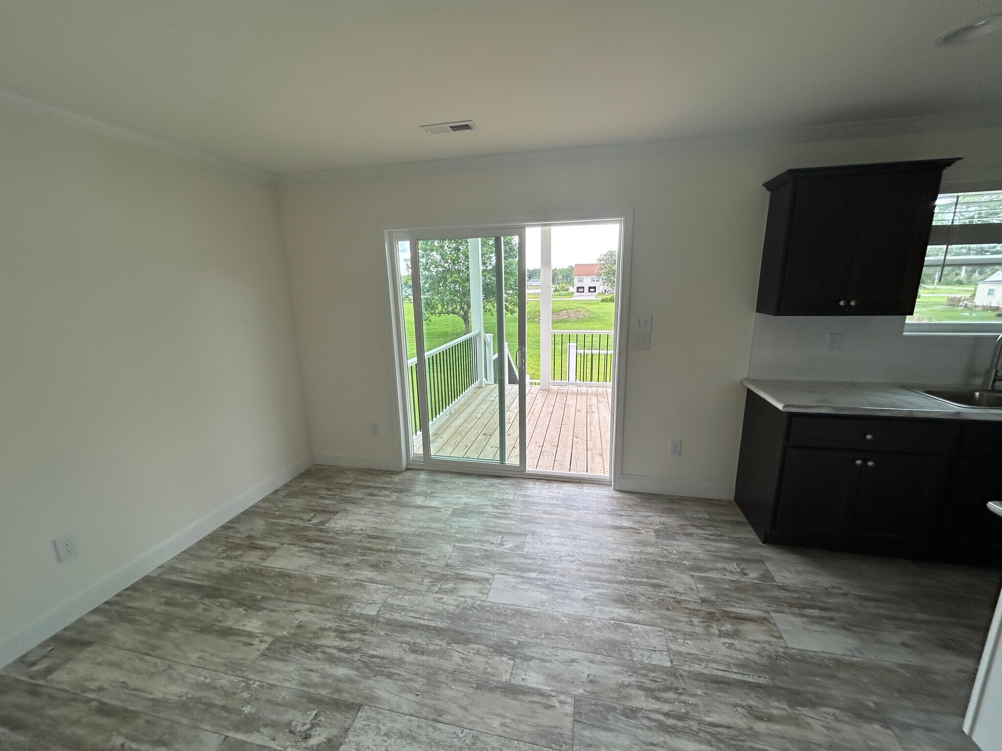 Dining room - 54 Bay Lake Dr