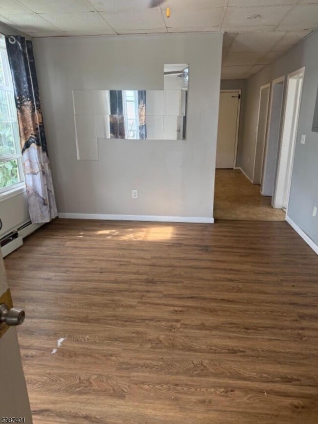 Primary Photo - 85 Holsman St