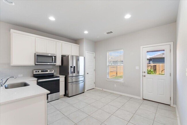 Building Photo - 309 Trellis Blvd