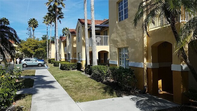 Building Photo - 3419 Winkler Ave