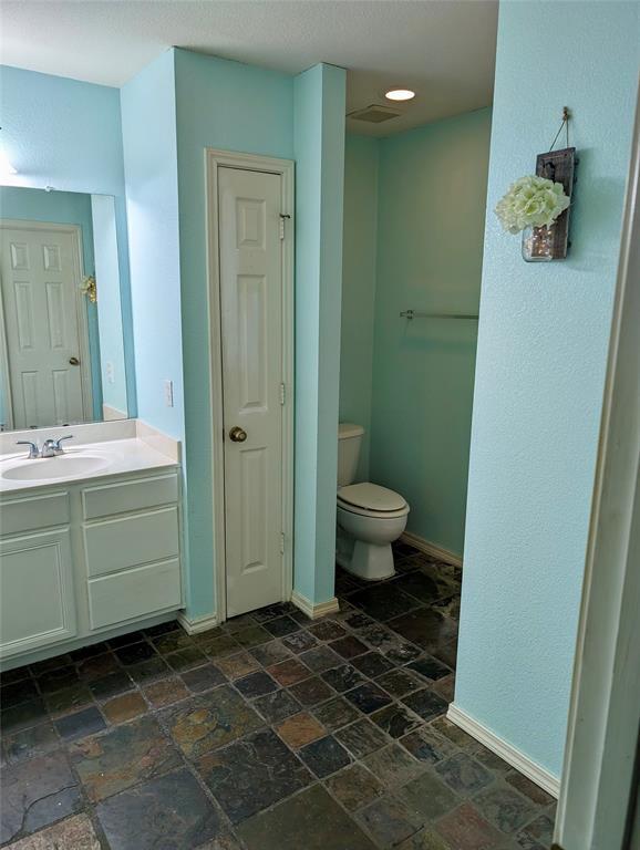 Building Photo - 1605 Balsam Way