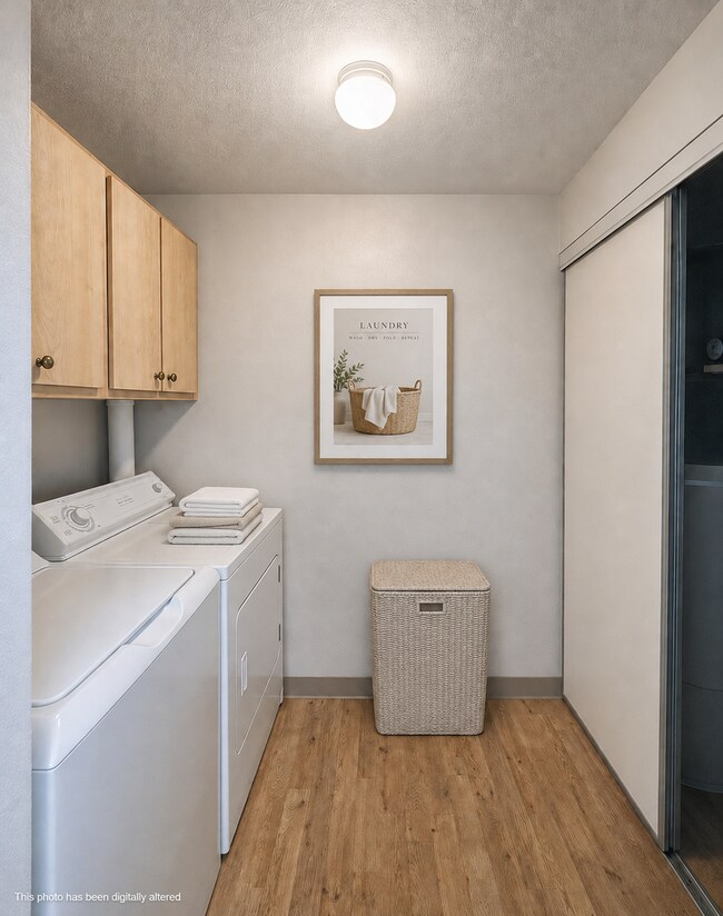 Building Photo - FREE August Rent! Spacious 1-Bedroom with Vaulted Ceilings & In-Unit Laundry!