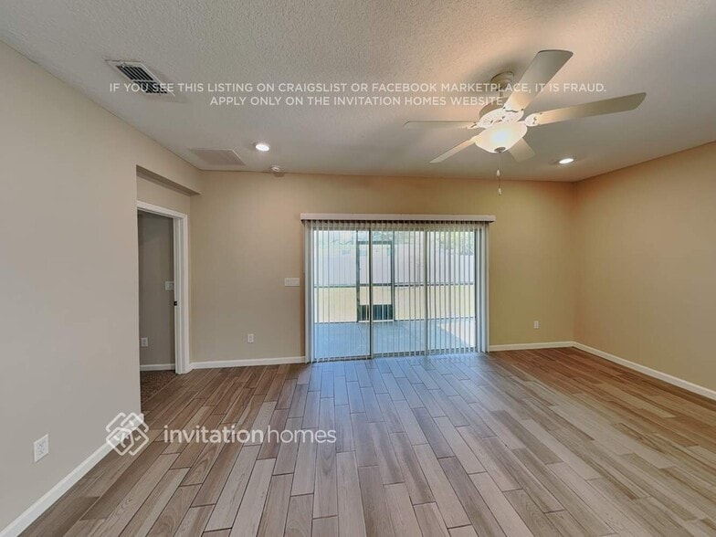 Building Photo - 11340 Oyster Creek Rd