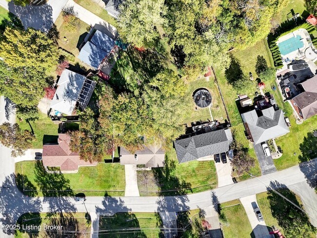 Building Photo - 7405 Ridan Way