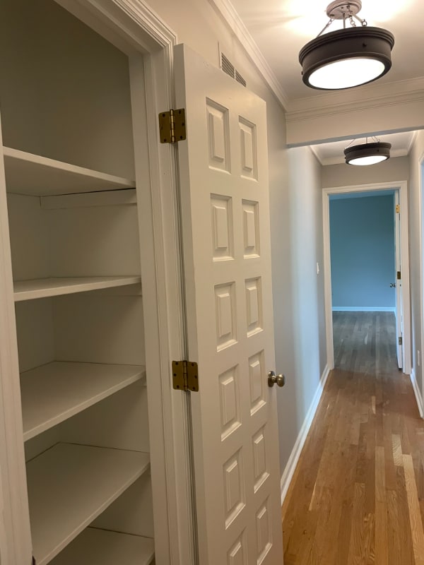 Building Photo - 2100 Cheltenham Rd