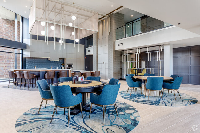 Interior Photo - The Apex at CityPlace