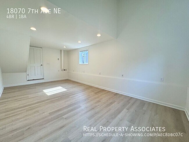 Building Photo - 18070 7th Ave NE