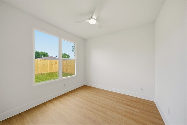 Building Photo - 6514 Luce St