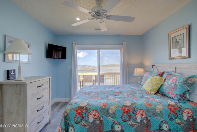 Building Photo - 1881 New River Inlet Rd