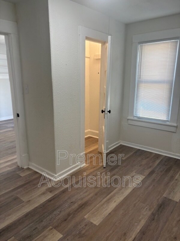 Building Photo - 2709 Sanford Ave