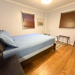 Building Photo - 319 S Porter St